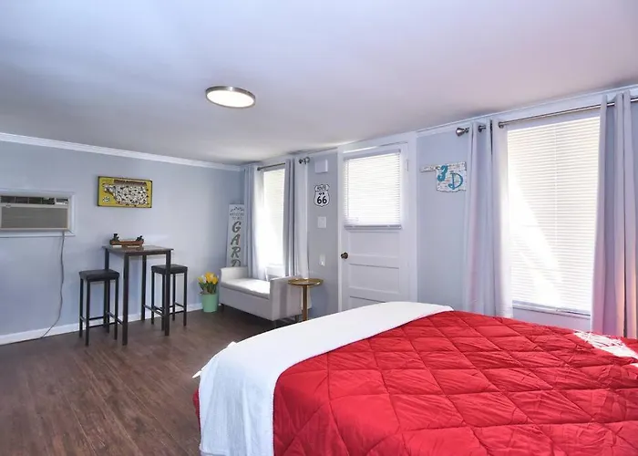 Blue Flamingo'S Rt 66 Guest House -Tu-Cherry St-Expo-Downtown-11T